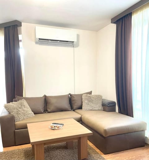 Steps from Gondola Private Underground Parking by SI Stay Apartment in Bansko