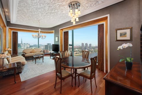 View (from property/room), Living room, Dining area