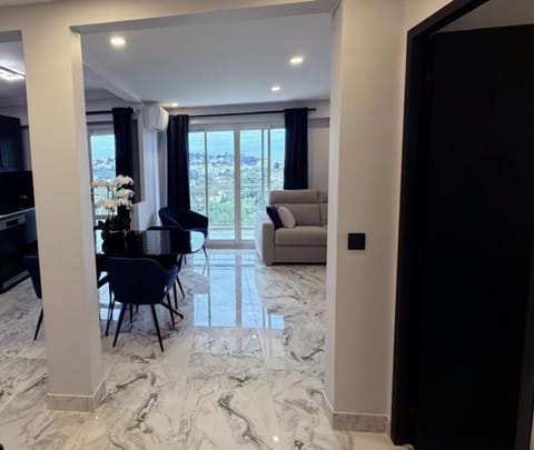 Living room, Sea view