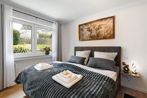 Living room, Bedroom