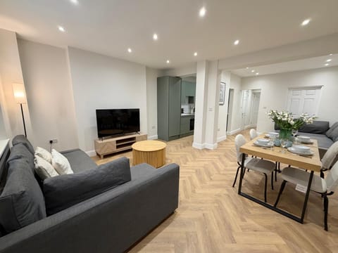 Living room, Seating area, Dining area