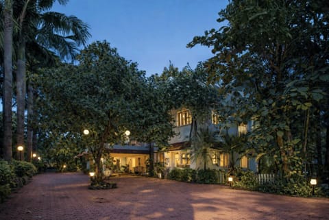 Property building, Facade/entrance, Night, Natural landscape, Darts, Game Room, Game Room, Garden, Spa and wellness centre/facilities, Garden view, Lake view, Landmark view, Landmark view, Swimming pool