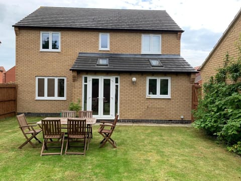 Oakham Haven: Modern 3-Bedroom Family Retreat House in Oakham