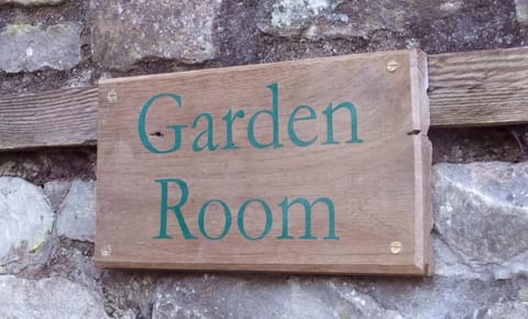 The Garden Room Burrington Apartment in Sedgemoor