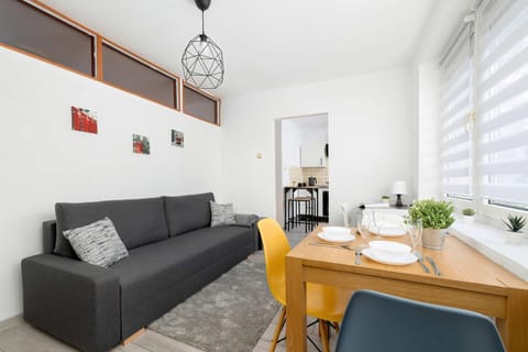 Kitchen or kitchenette, Living room, Seating area