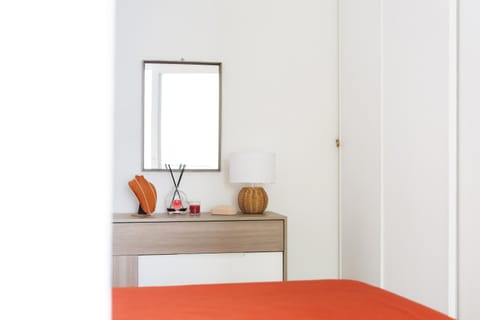 Bed, Decorative detail, Bedroom