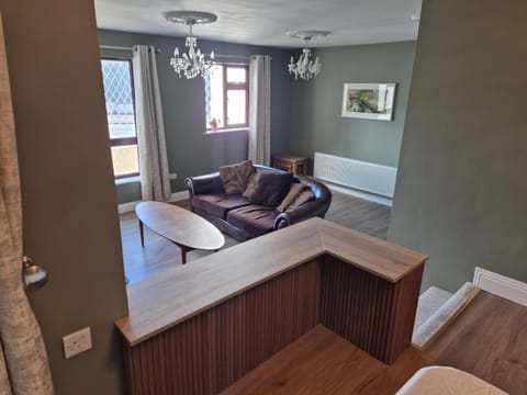 Cuchulainn Townhouse Bed and Breakfast in Galway