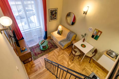 Living room, Photo of the whole room, Seating area, Dining area