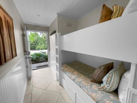 Inlet Dunes 201 l Community Pool l Across From The Beach House in Inlet Beach