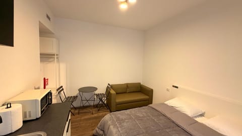 Bed, View (from property/room), Photo of the whole room, Bedroom, air conditioner