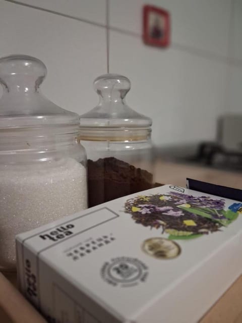 Kitchen or kitchenette, Food and drinks, Food