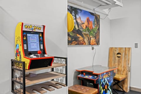 Stillwood Retreat House in Bailey