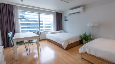 Living room, Bedroom