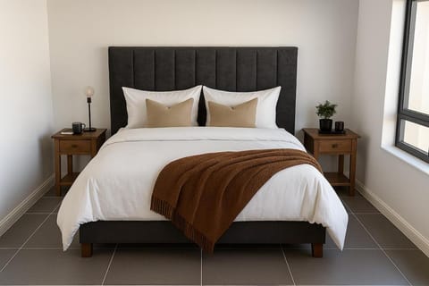 Majestic Mountain views in the Cape Town Winelands Apartment in Stellenbosch