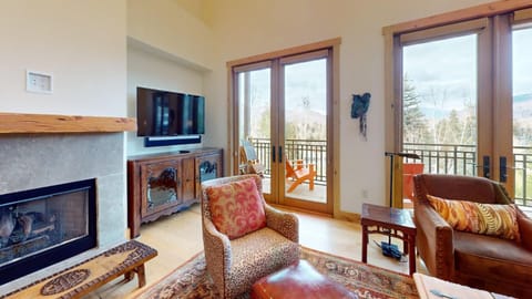 Elkhorn Springs 15 House in Elkhorn Village