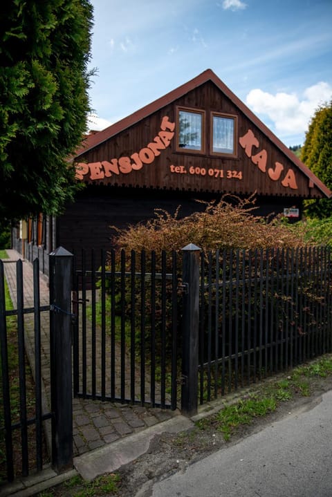Property building, Quiet street view