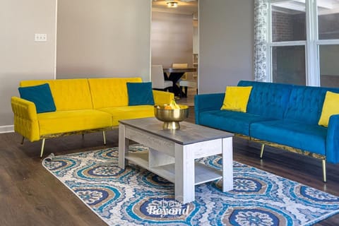 The Updated Aviator - Minutes to Everything Wichita Falls, TX House in Wichita Falls