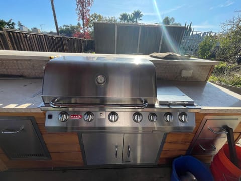 Room R1 with tempurpedic mattress and top facilities Vacation rental in San Jose