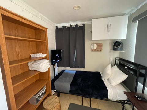 Room R1 with tempurpedic mattress and top facilities Vacation rental in San Jose