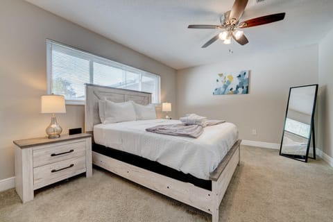 Spacious Casselberry House with Backyard Pool House in Casselberry