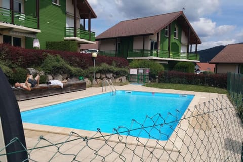 Cozy apartment with lake view Apartment in Gérardmer