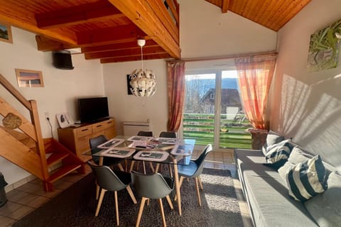 Cozy apartment with lake view Apartment in Gérardmer