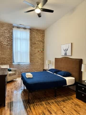 4 Bedroom Sleeps 20 people Apartment in Lower West Side