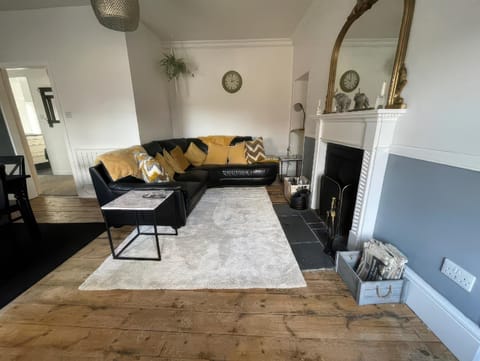 Home in Forres, Moray Apartment in High Street