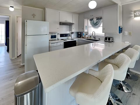 Bayview Cottage House in Jamaica Beach