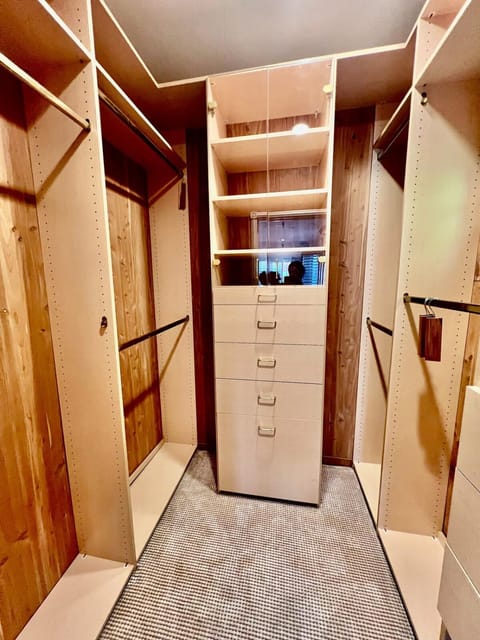 Spacious Beverly Hills Area Home 5BR Pool Spa Game House in Beverly Hills