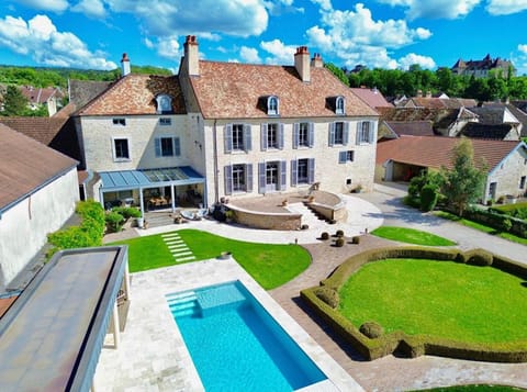 Property building, Day, Natural landscape, Garden view, Pool view, Swimming pool