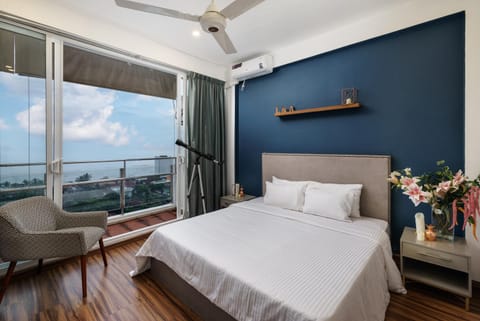 Bed, Balcony/Terrace, Decorative detail, Bedroom, Sea view, Sunset, air conditioner
