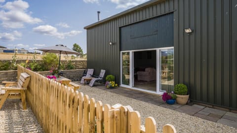 Property building, Garden, Garden view
