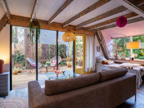 Boshuisje Rekem - Tanuki House in Limburg (province)