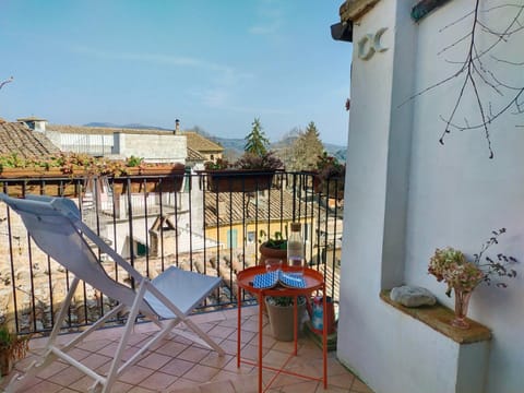 View (from property/room), Balcony/Terrace