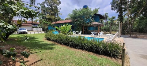 Facade/entrance, Swimming pool