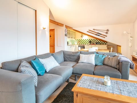 Communal lounge/ TV room, Living room