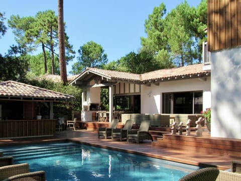 Property building, Patio, Swimming pool