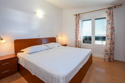 3-Bedroom Apartment Nada in Orebić Apartment in Dubrovnik-Neretva County