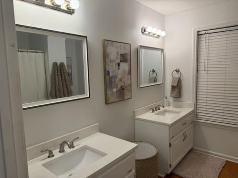 Marion Getaway House in Marion