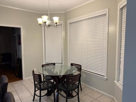 Marion Getaway House in Marion