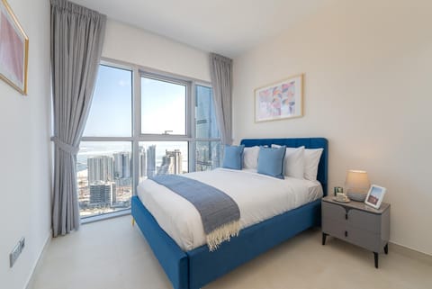 Urban Chic - Radiant Apartment in Abu Dhabi