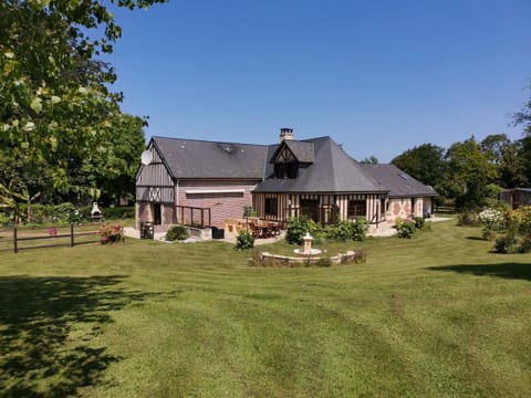 Property building, Garden view