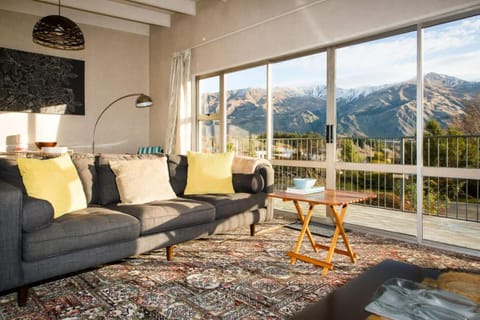Seating area, Mountain view