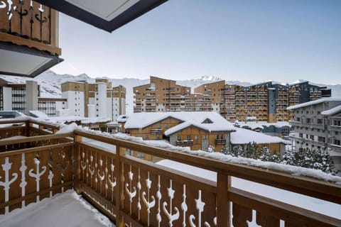 Property building, Balcony/Terrace