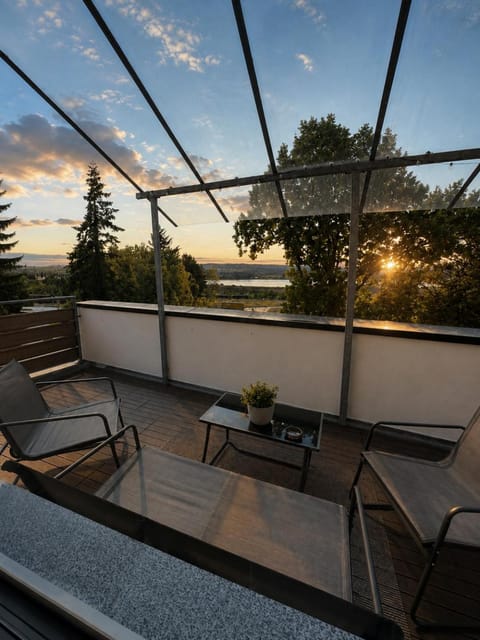 View (from property/room), Balcony/Terrace, Sunset