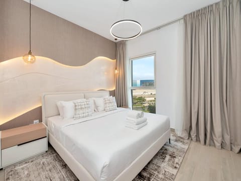 Elite Nest - Upscale 4BR with PS5 Lounge - Formula 1 and Ferrari World Apartment in Abu Dhabi