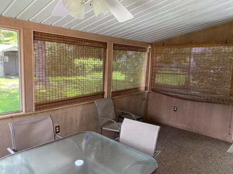 2 bedroom home in a quiet neighborhood House in Plattsburgh