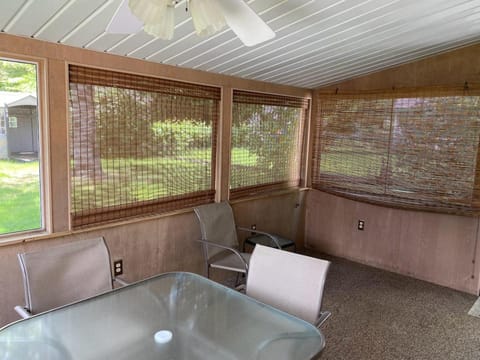 2 bedroom home in a quiet neighborhood House in Plattsburgh