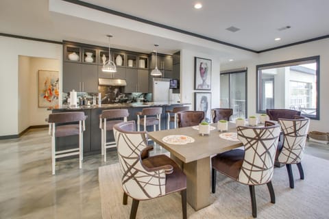 Private Pool and Slip Luxury Lake Hamilton Home! House in Rockwell